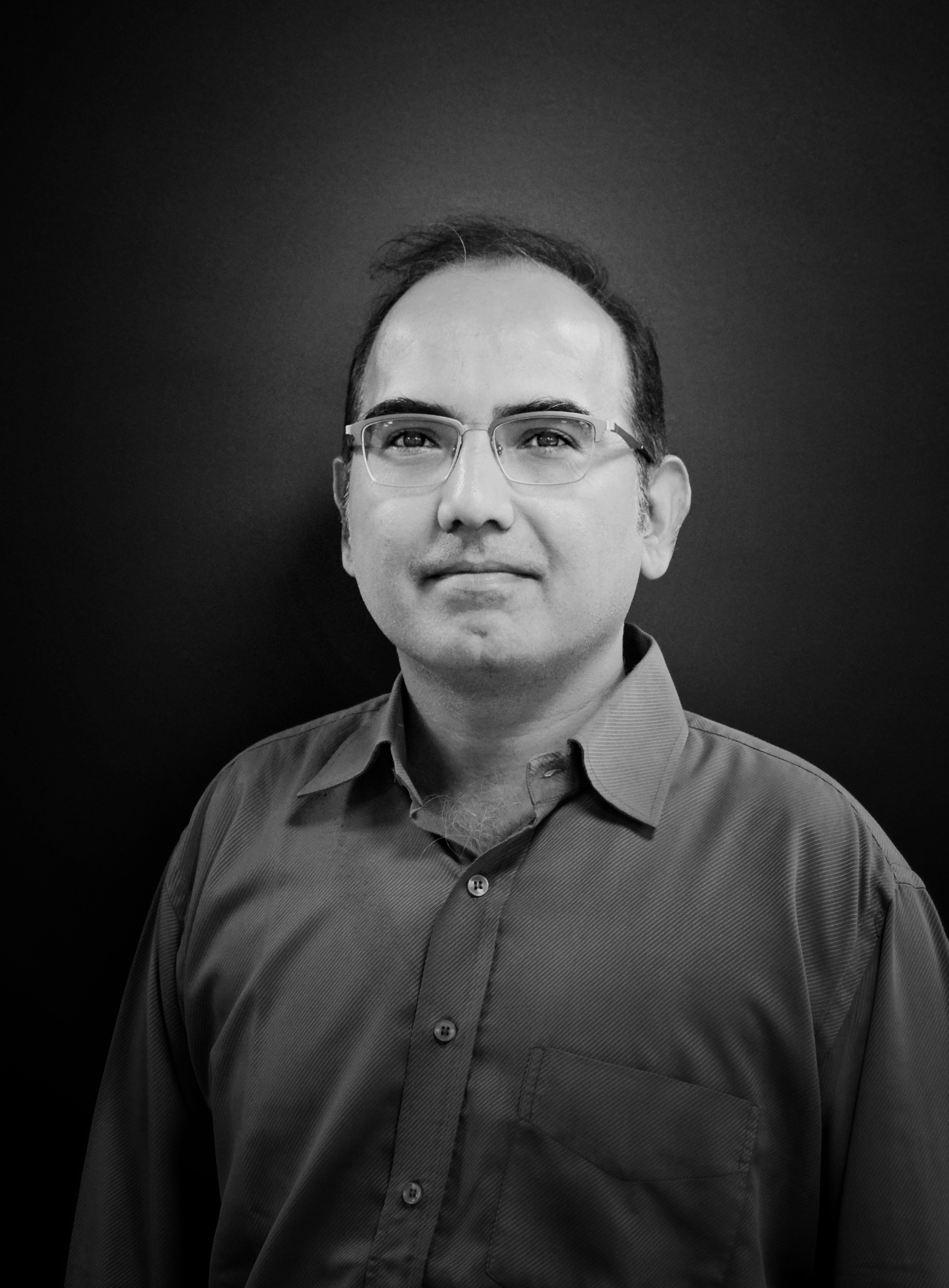 Dr. Nilesh Karnik